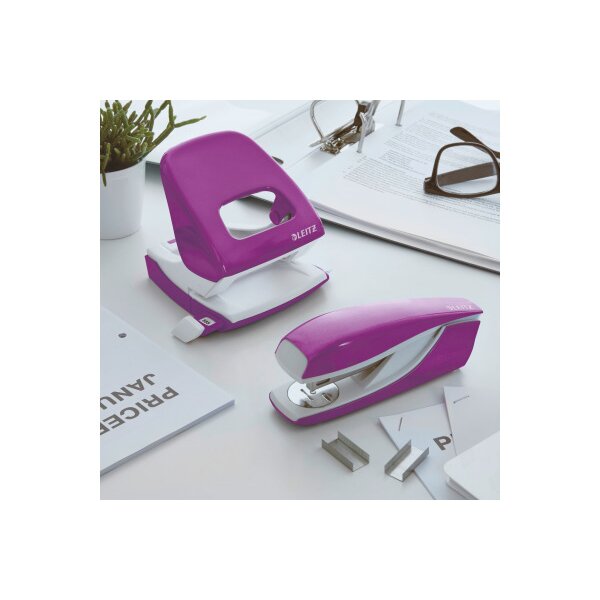 LEITZ Locher/Hefter WOW 5095 5095-10-62 violett, Bundle 30 Blatt