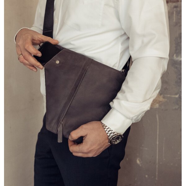 PRIDE&SOUL Umhängetasche CROSS, Leder, grau