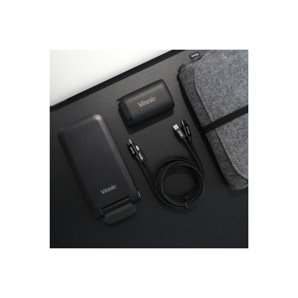 VINNIC Trivor 4-in-1 VPTK-4IGTK Global Travel Kit, Black