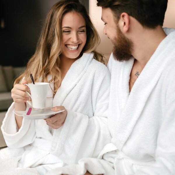HYGOSTAR Peignoir de bain &agrave; col ch&acirc;le, taille XL, blanc