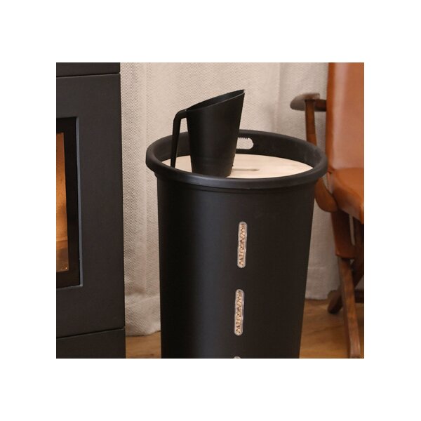 EDA Pelle à pellets, plastique, capacité: 700 g, noir